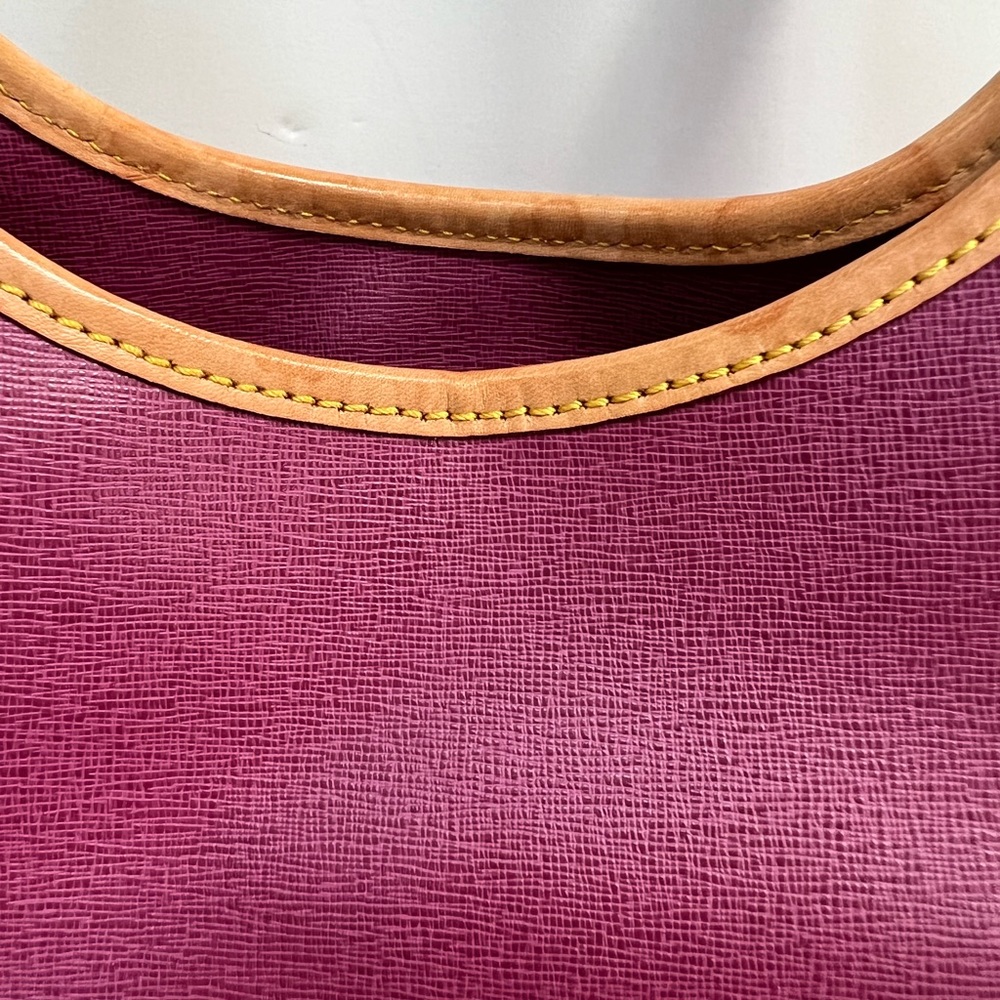 Dooney and Bourke Beautiful Tote Bag - Picture 5 of 12